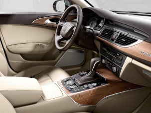 antropoti-limousine-rent-a-car-audiA6-interior4
