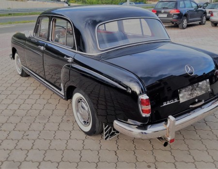 Mercedes benz 220 S – Ponton 1959 – Crna