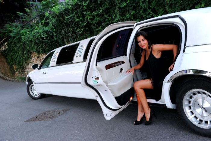 Lincoln Town Car – 8 osoba